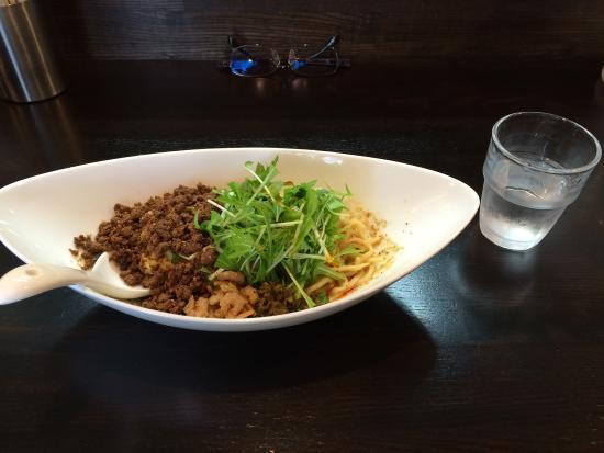 四川担担麺 阿吽 浅草